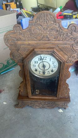 Vintage gingerbread old clock $25.