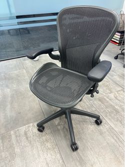 Herman Miller Aeron Classic Ergonomic Office Chair