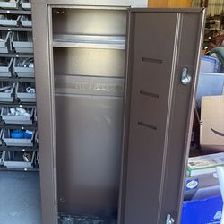 Gun locker