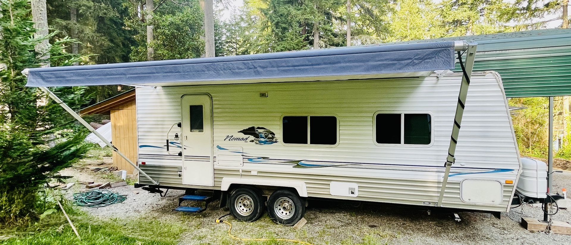 2005 25ft Skyline Travel Trailer