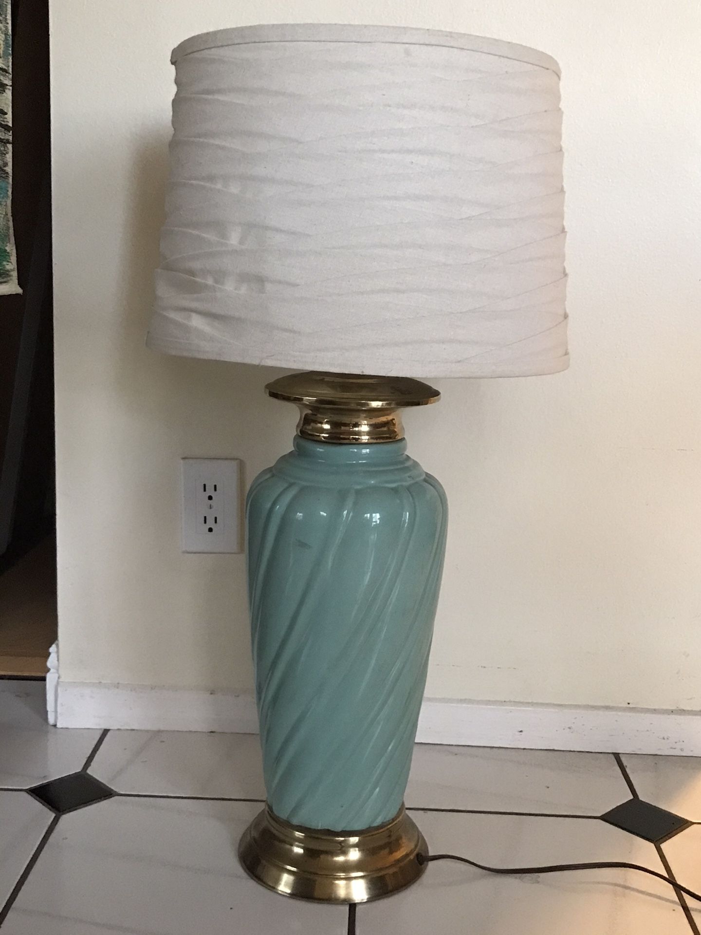 Vintage Ceramic Lamp