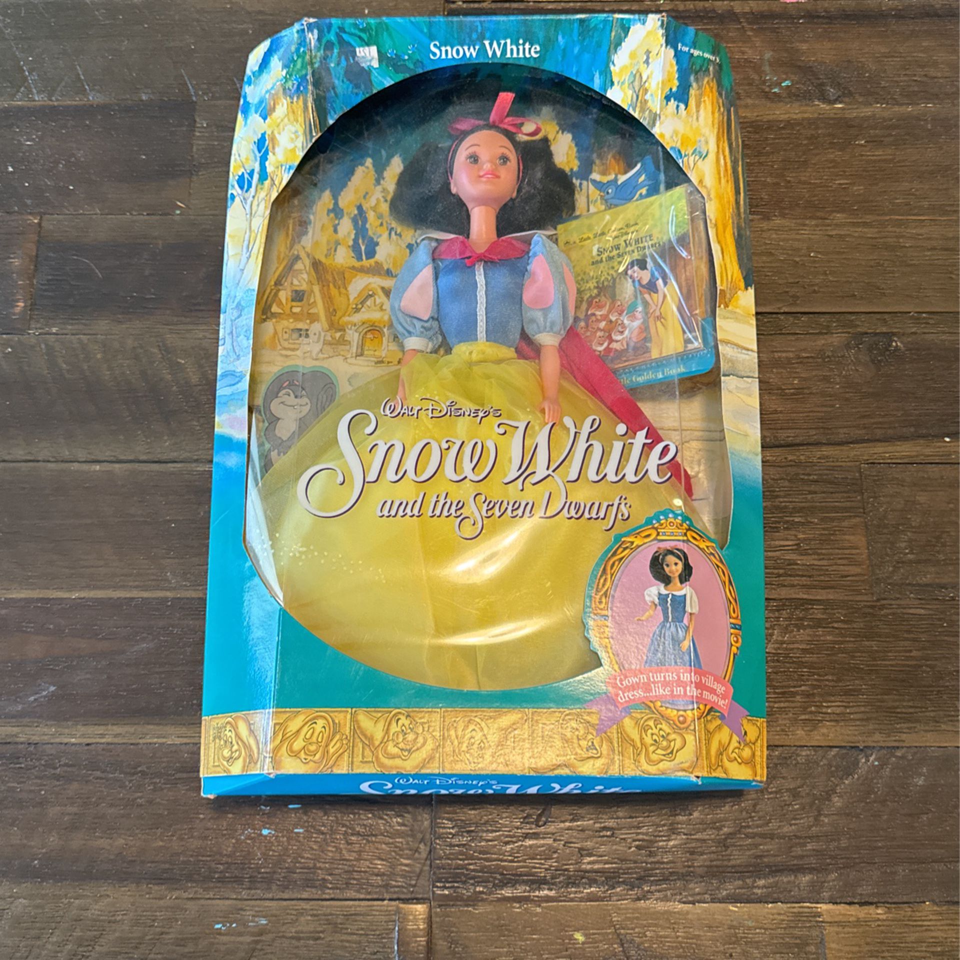 1992 Mattel Snow White Doll