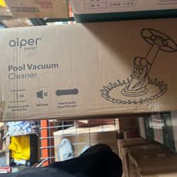 Pool vacuum cleaner