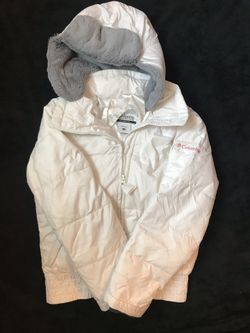 Girls Columbia winter jacket white with removable hood size 10/12