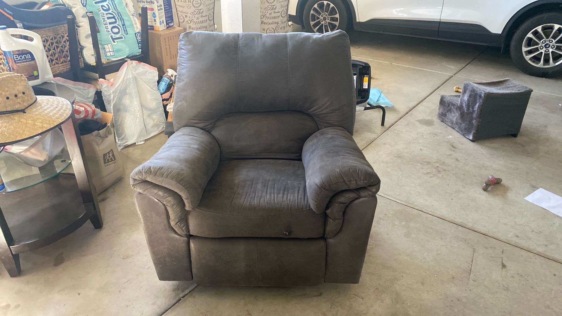 Free Recliner