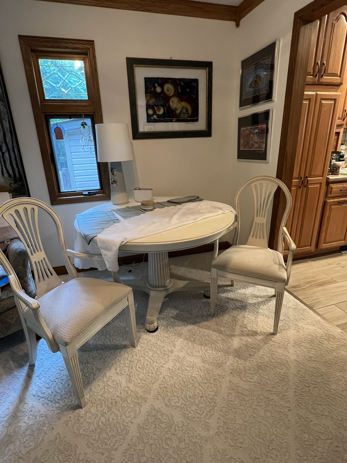 Ethan Allen Dining Room Round Table