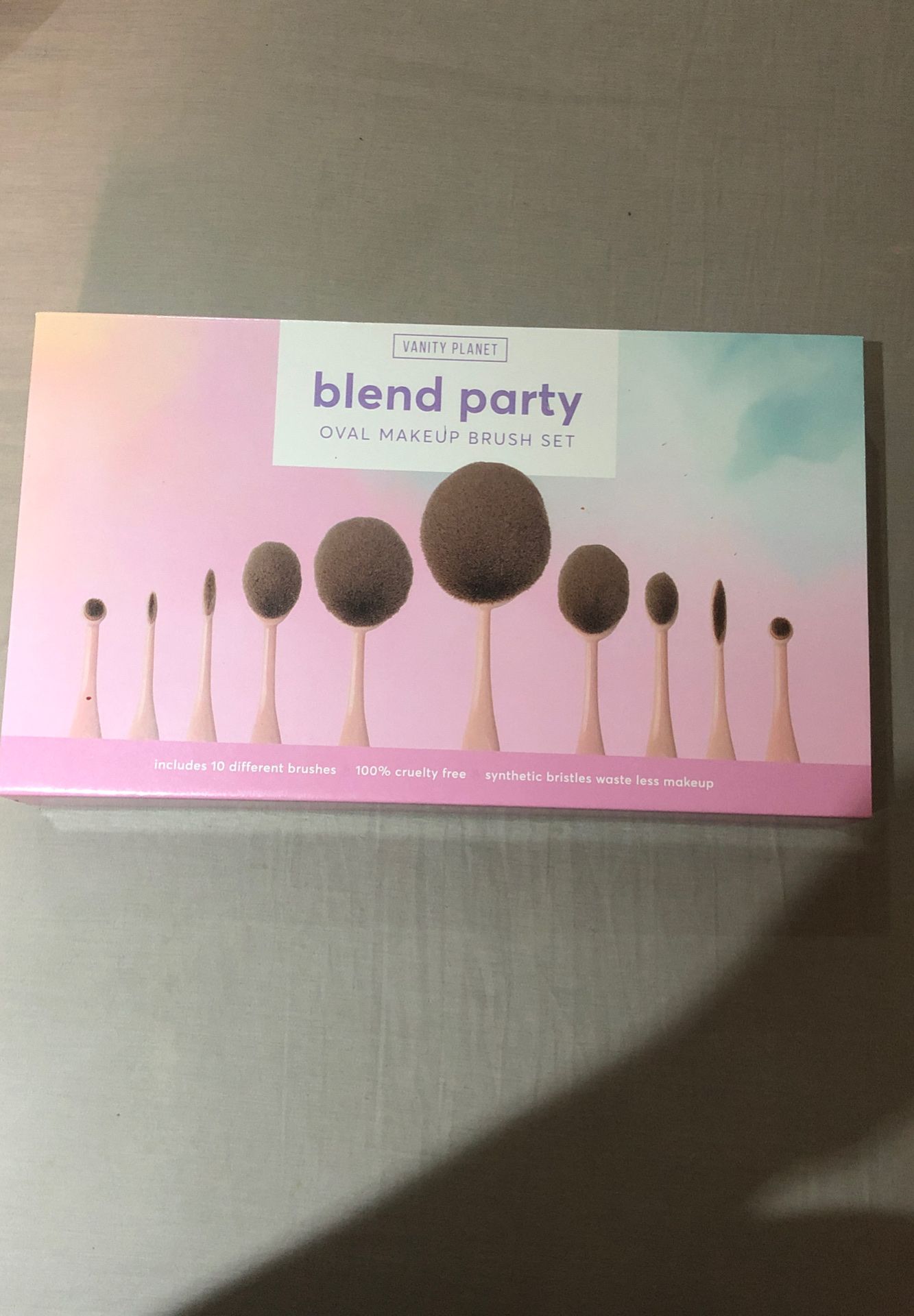 Vanity Planet Blend Party Oval Makeup Brush Kit - NEVER USED- BRAND NEW