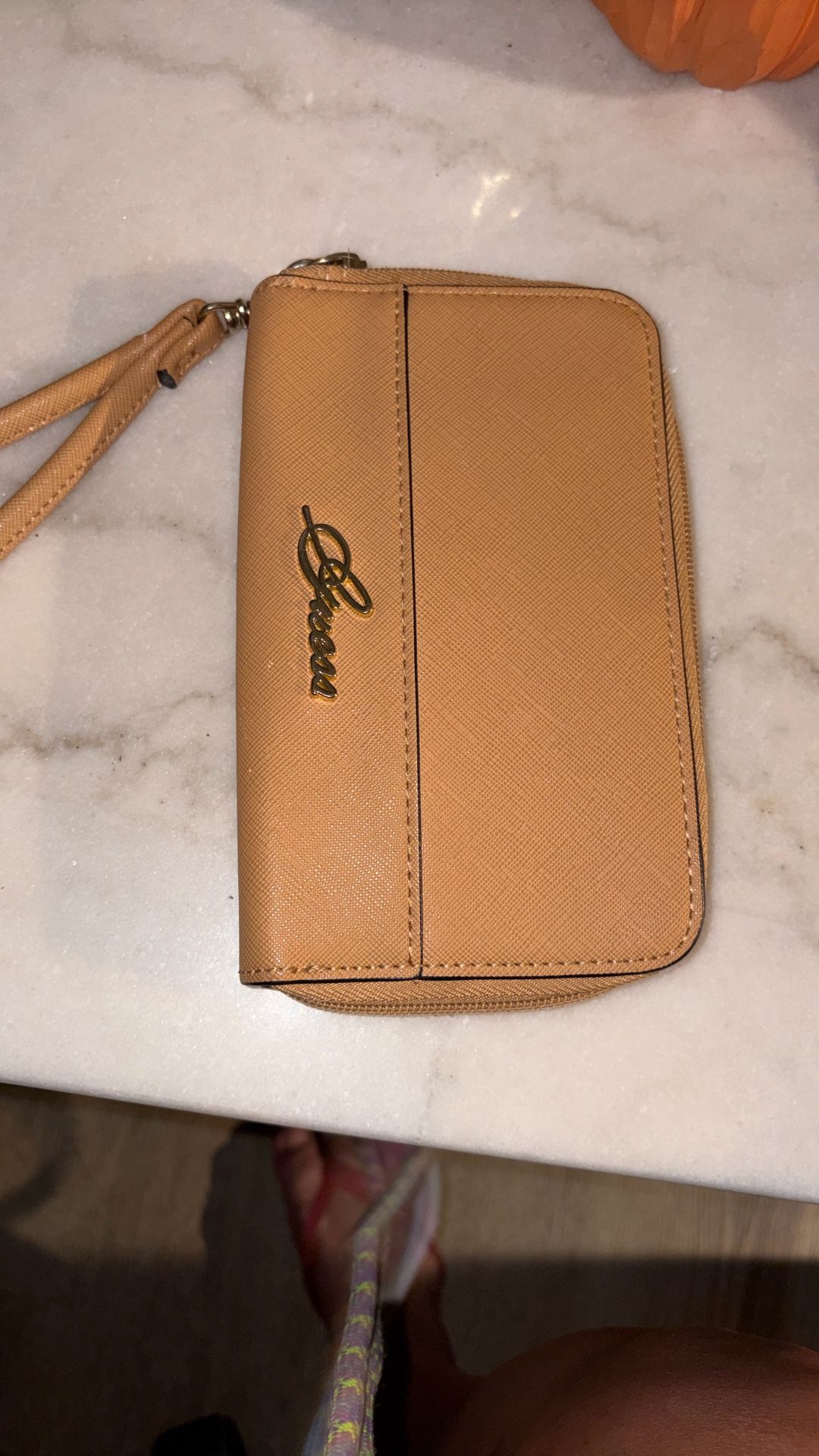 Guess Hand Wallet