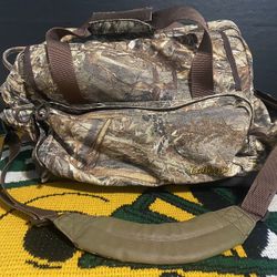 Cabela’s Catch-All Camouflage Gear Bag. 