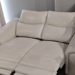 White Leather Power Reclining Sofa/Love Seat 