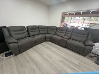 Power Recliner Sectional