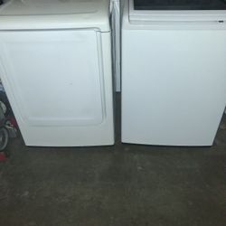 Set Of Samsung Top Load Washer Extra Large Capacity And Gas Dryer Fully Functional 