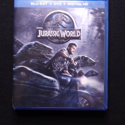 Jurassic World Blu-ray + DVD + Digital HD – Ultimate Dino Adventure Combo!