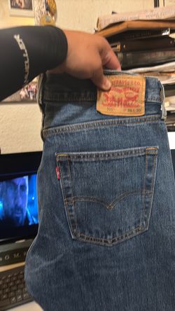 Levi jeans