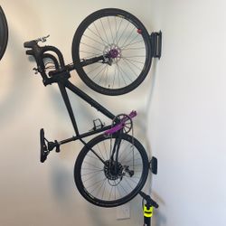 Gravel / Road Bike
