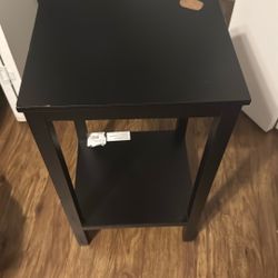 End table, black