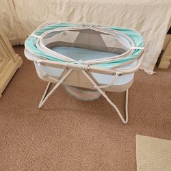 Infant Port A Crib