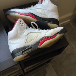 2020 Air Jordan 5 fire red Size 10