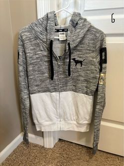 Women’s VS PINK Zip Up Hoodie-Size Small