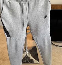 Nike Tech Pants Medium Pick Up Same Day 