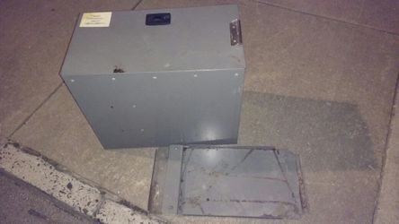 Cab file desk for cargo van