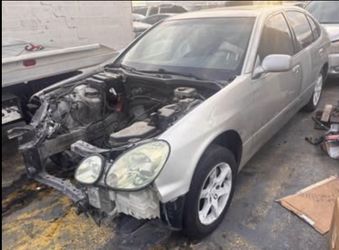 2003 Lexus ES300 - Parts For Sale