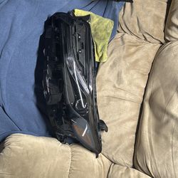 2024 2026 Toyota Camdry driver side headlight