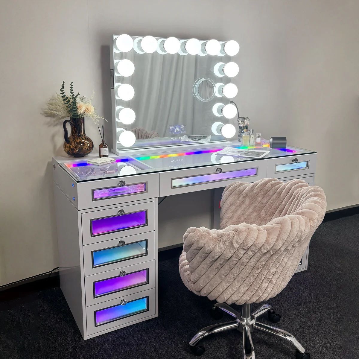 All new Prisii Vanity Set with Chair included. PROMO!