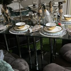 Glass Dinning Table 