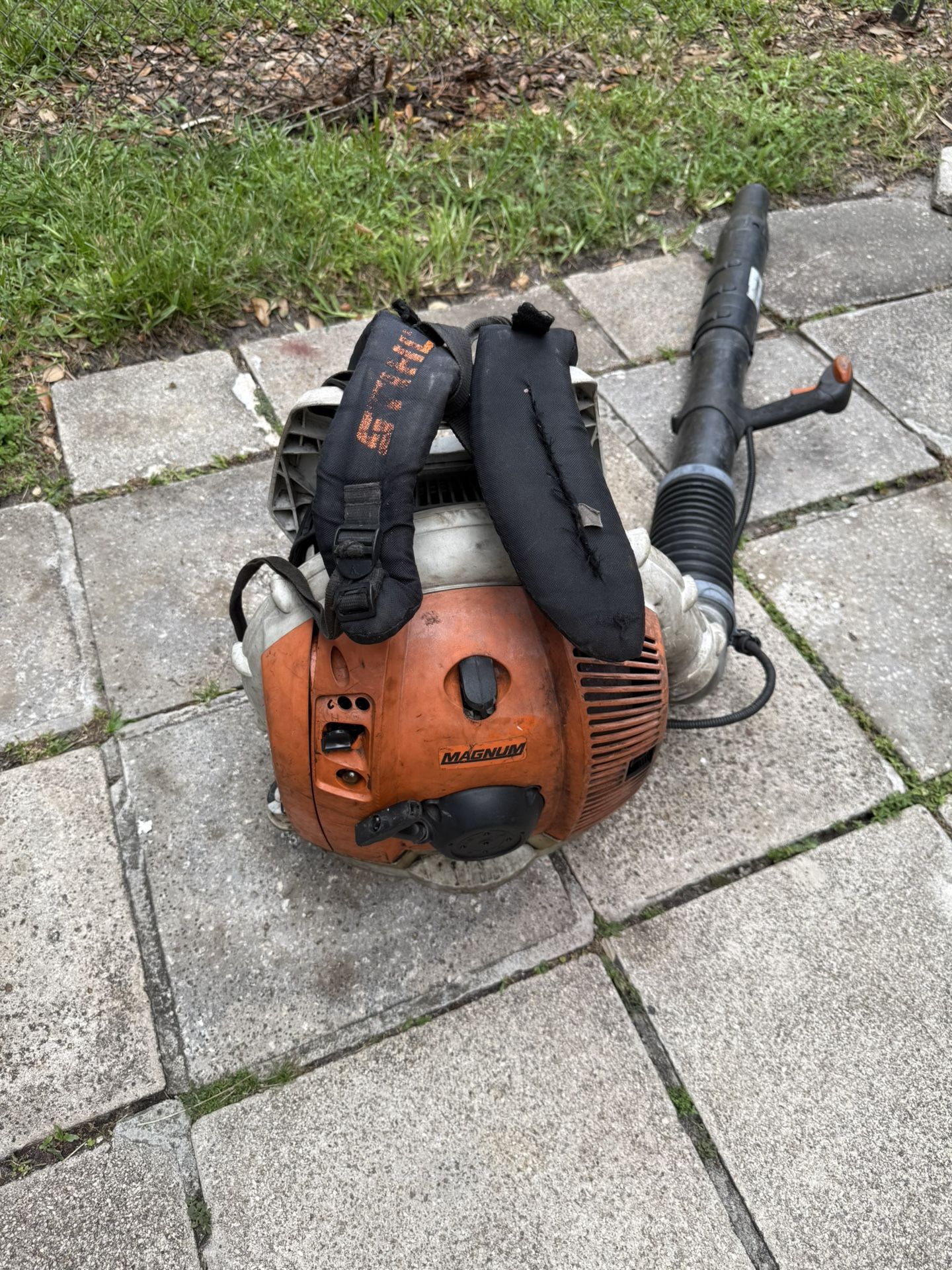 Lawn Mower/stihl Blower Backpack 600 Very Good Condition Work Perfect