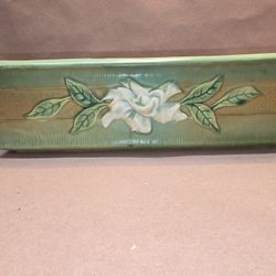 Roseville Magnolia Green Matte Double Handled Planter 669-12