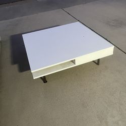 White coffee table 