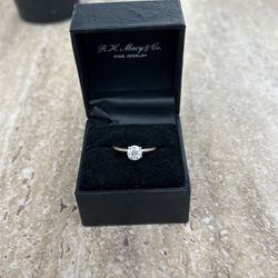 Engagement Ring 3/4 Carrot Solitaire 14 K White Gold