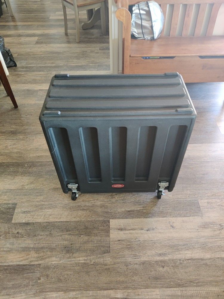 SKB 1 x 12 Mobile Amp Case & Stand