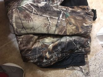 Insulated adult small camo bibs