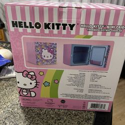 Hello Kitty Mini Fridge 