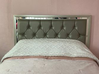 Queen bed