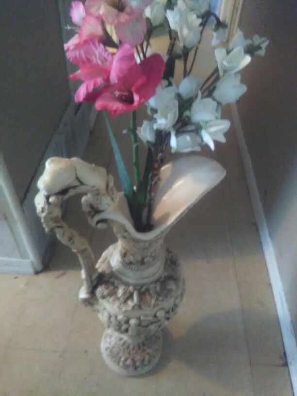 Nice vase with flowers