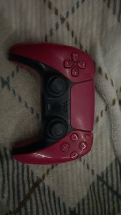 2 ps5 controllers