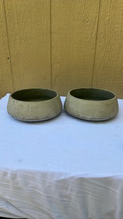 Set of 2 Concrete Low Bowl Planters