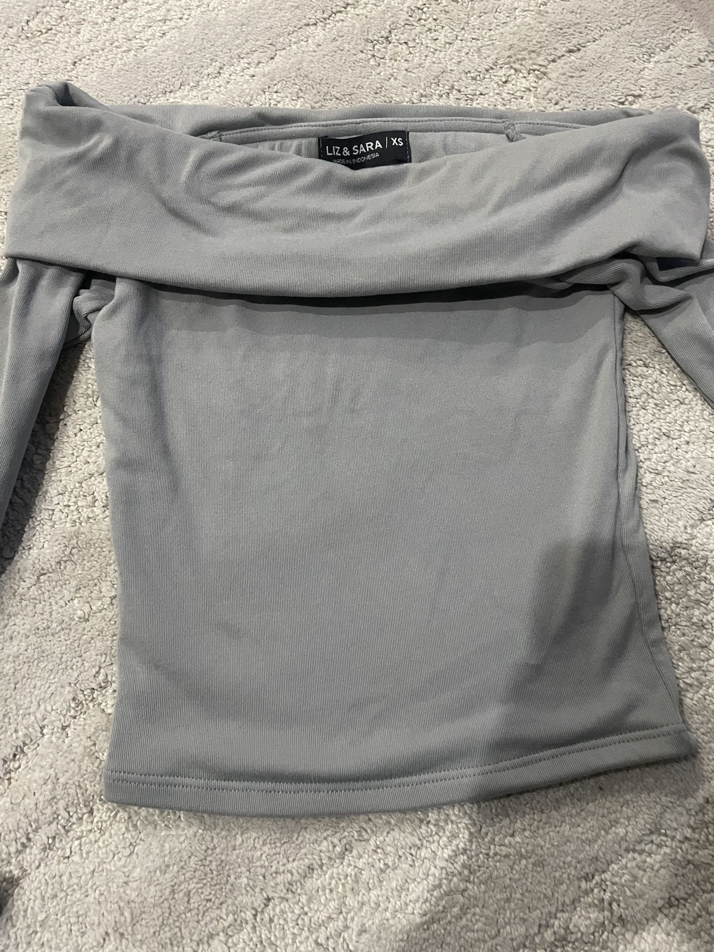Grey long sleeve size x small