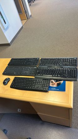 Lot of 5 Logitech Wireless Keyboards and Mouse