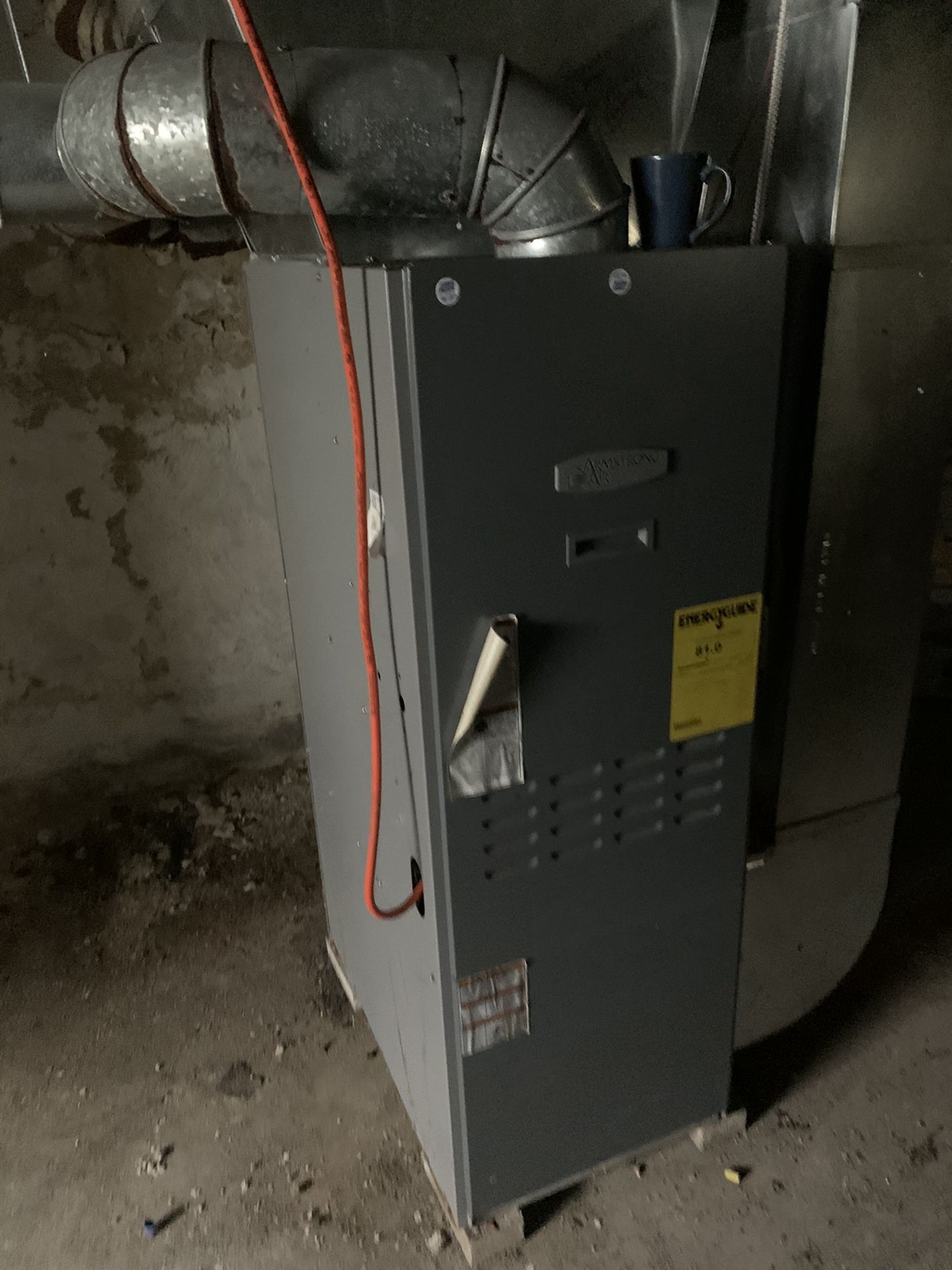 Heater and hot water tank