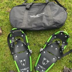 Youth snow shoes
