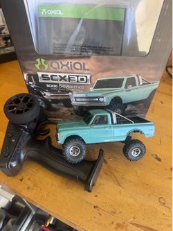 Axial SCX 30