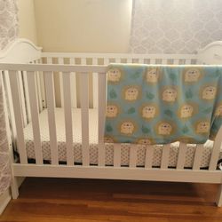 New Baby Crib And Mattress 