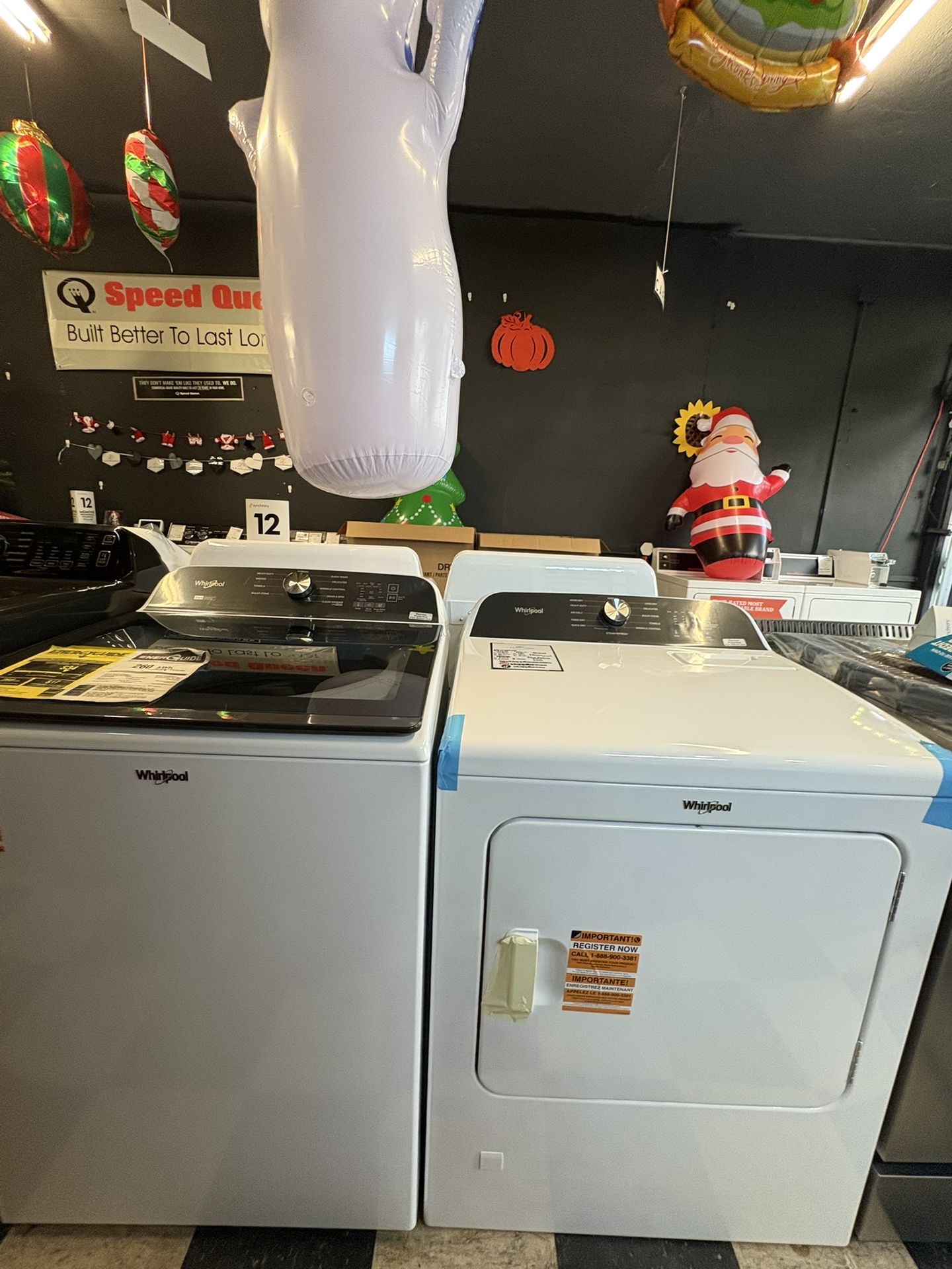 Whirlpool Washer And Dryer Set In White