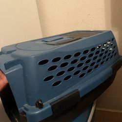 Small Cat/dog Crate