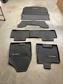 2020 Acura MDX OEM Rubber / weather mats