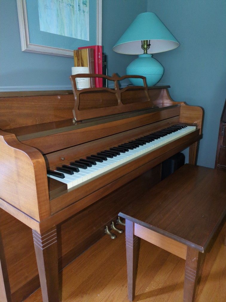 FREE Used Piano & Bench